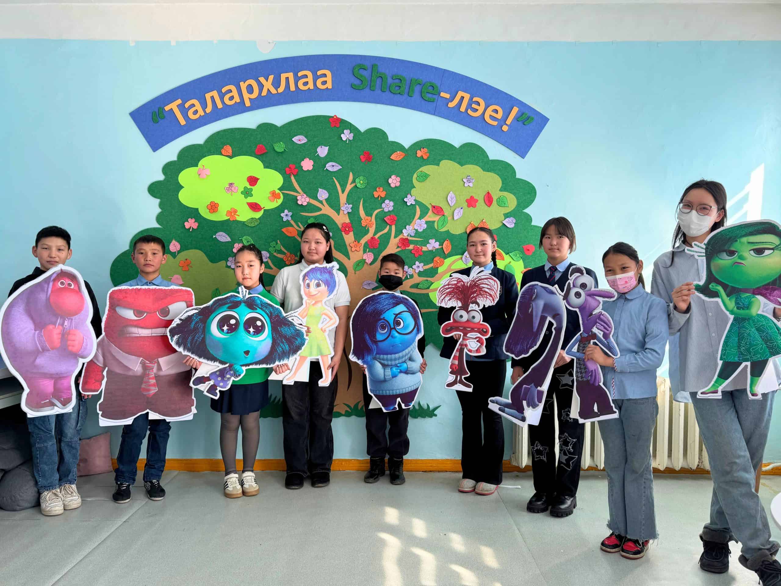 Adolescents are sharing and encouraging good behavior by talking about the emotions they usually feel. [Photo Credit: ADRA Mongolia]